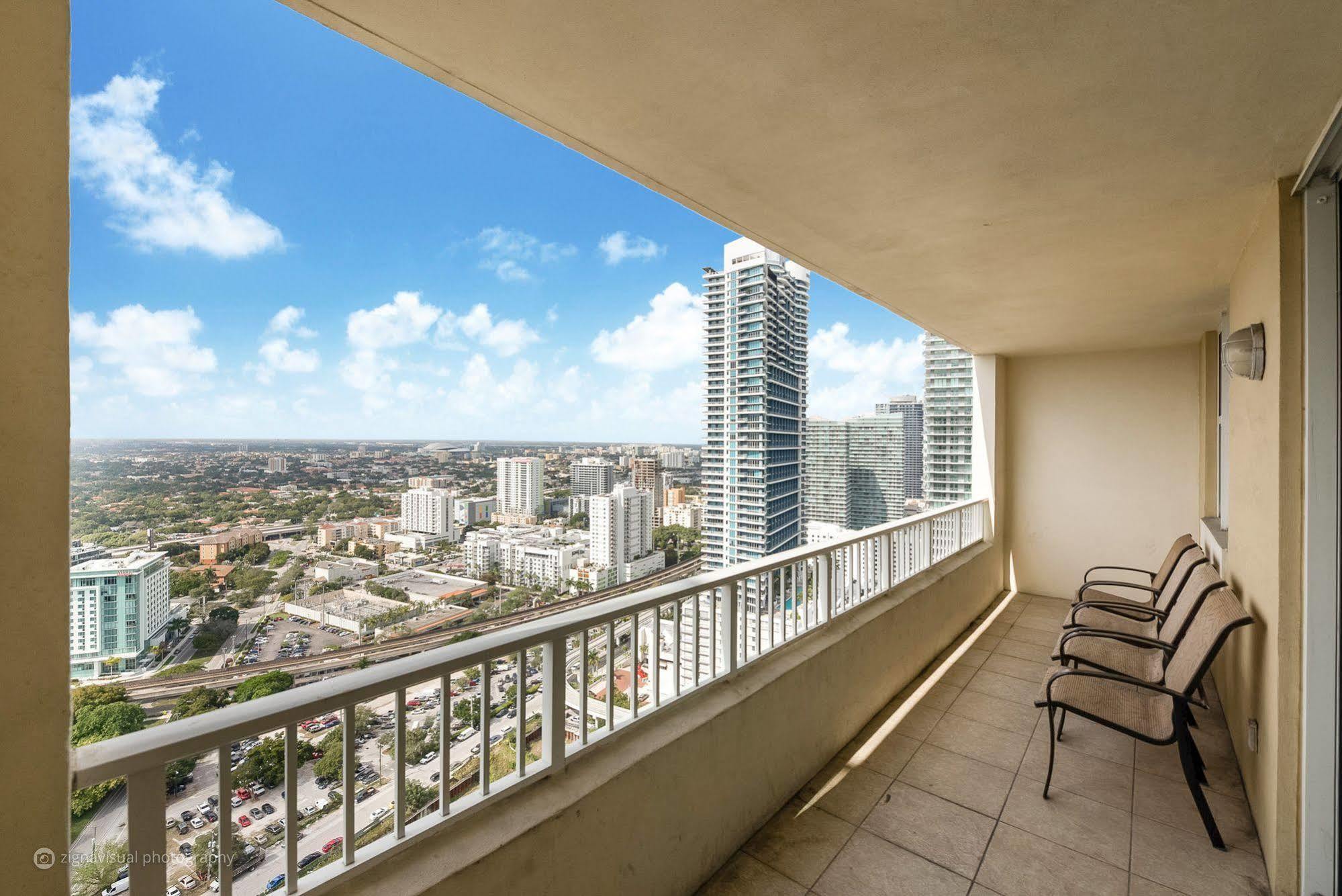 Churchill Suites Miami Brickell - One Broadway Exteriör bild