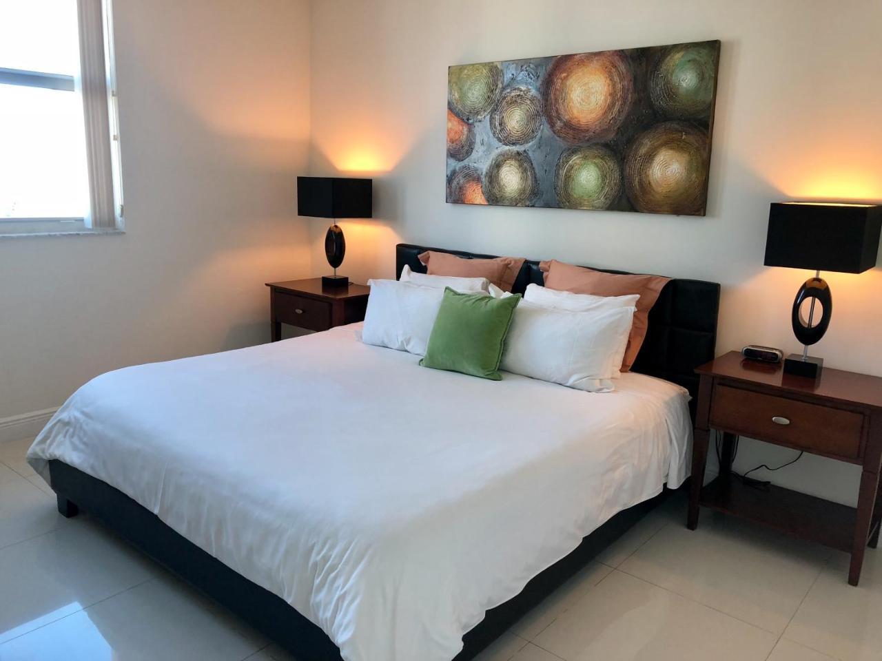 Churchill Suites Miami Brickell - One Broadway Exteriör bild